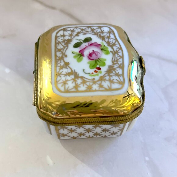 Authentic Limoges Gold Lattice Box | Scallop Shell Hinge France | Rose Design | - Picture 2 of 6